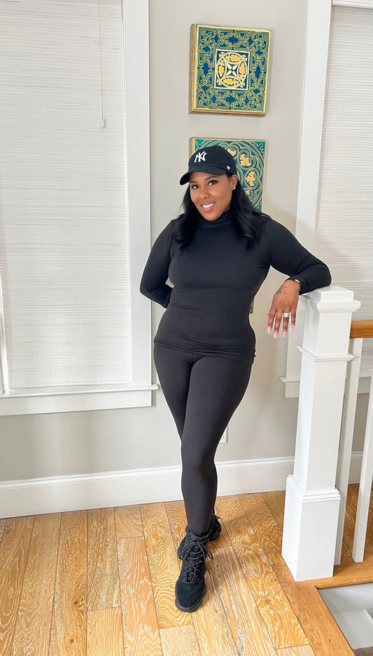 The "Buttery Soft" 2 Piece Leggings Set -Black